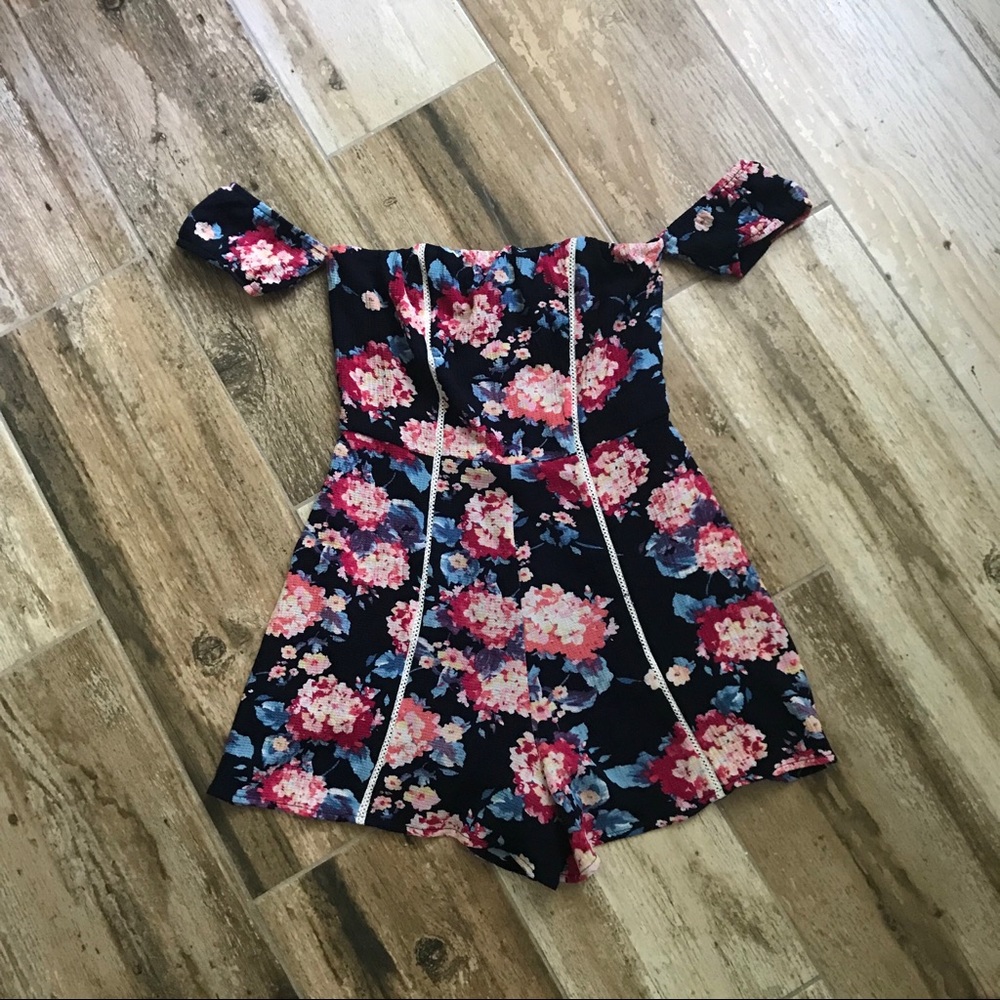 FASHION NOVA ROMPER 💕